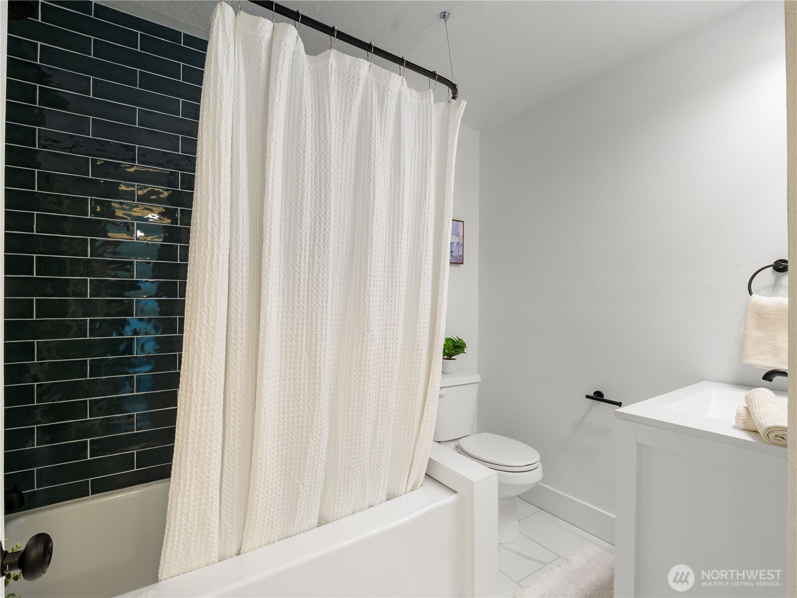 4431 S 11th Street Property Photo 19