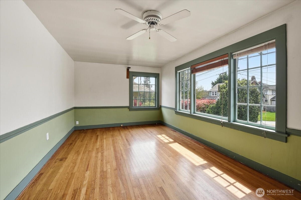 308 Ne 50th Street Property Photo 3