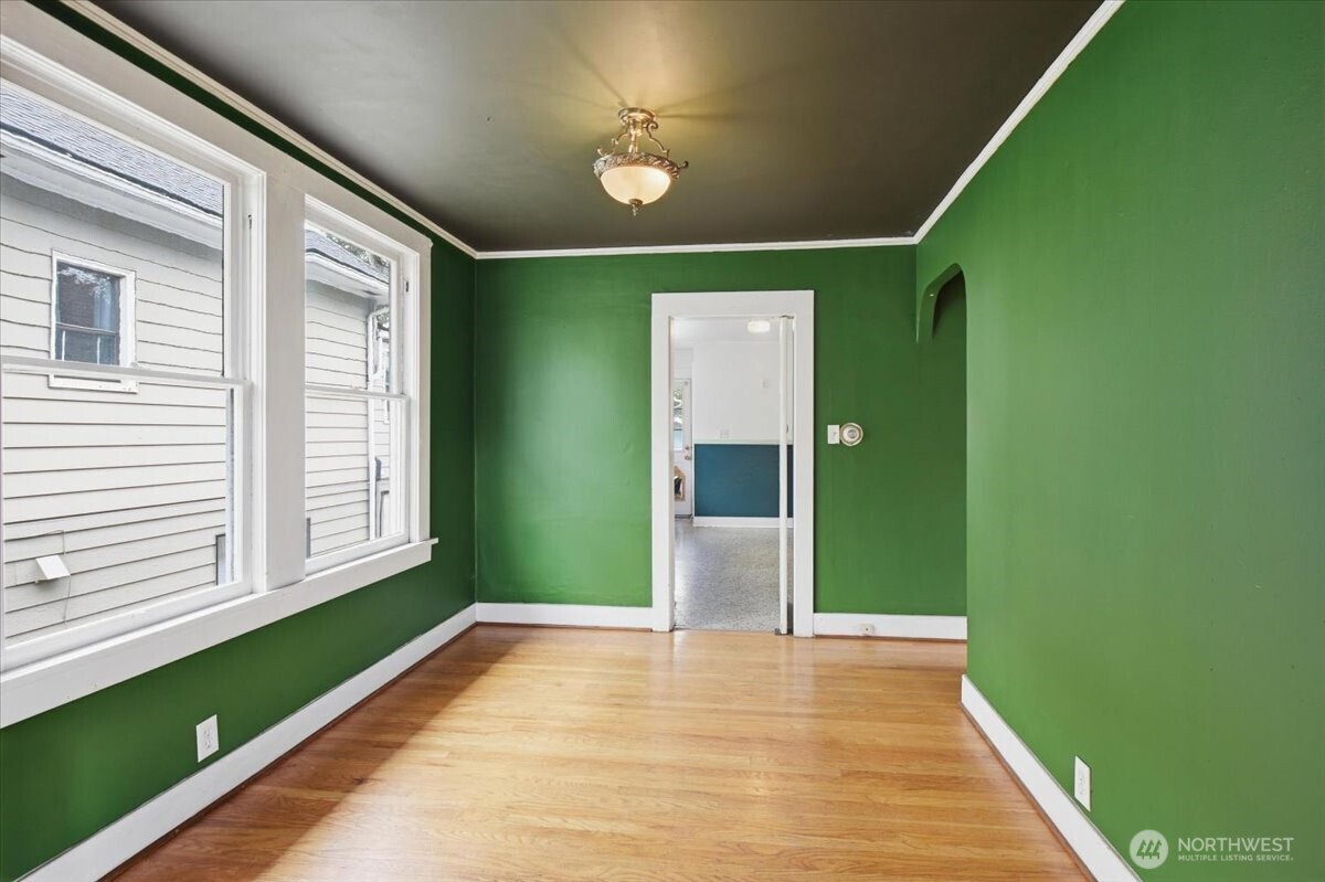 308 Ne 50th Street Property Photo 5