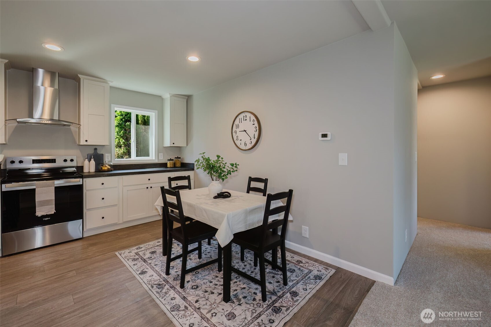 5212 5th Street Property Photo 8
