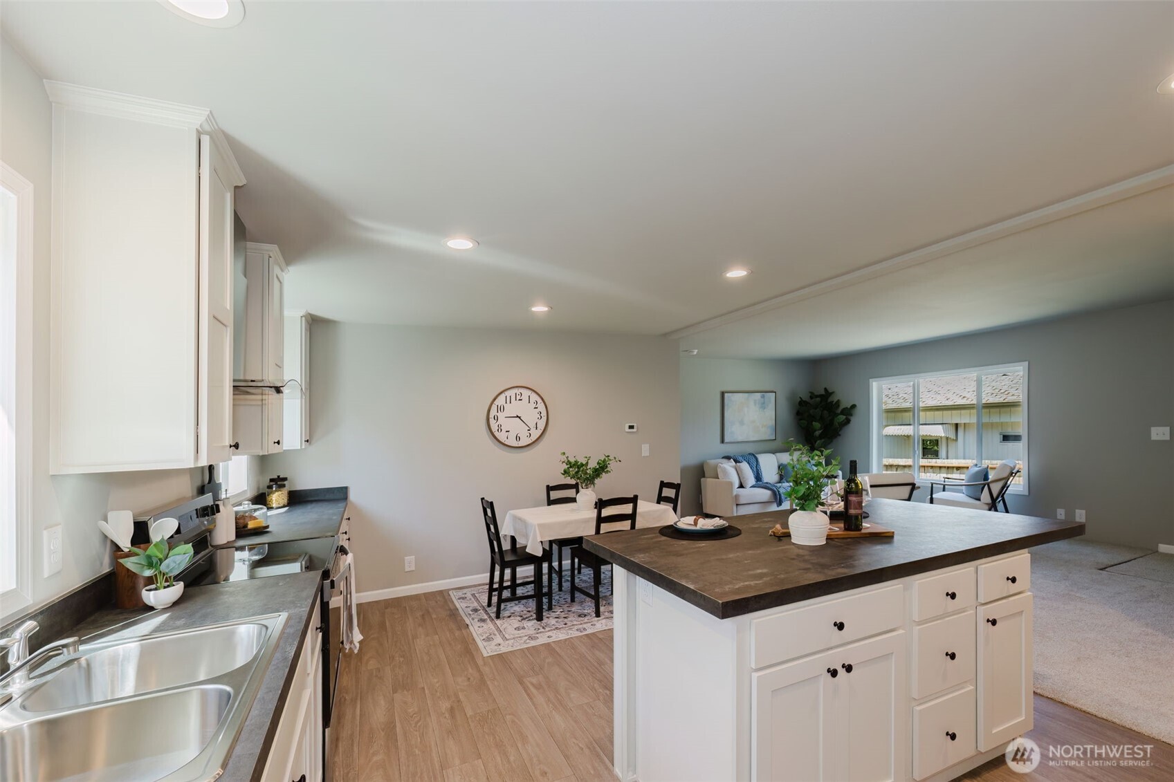 5212 5th Street Property Photo 12