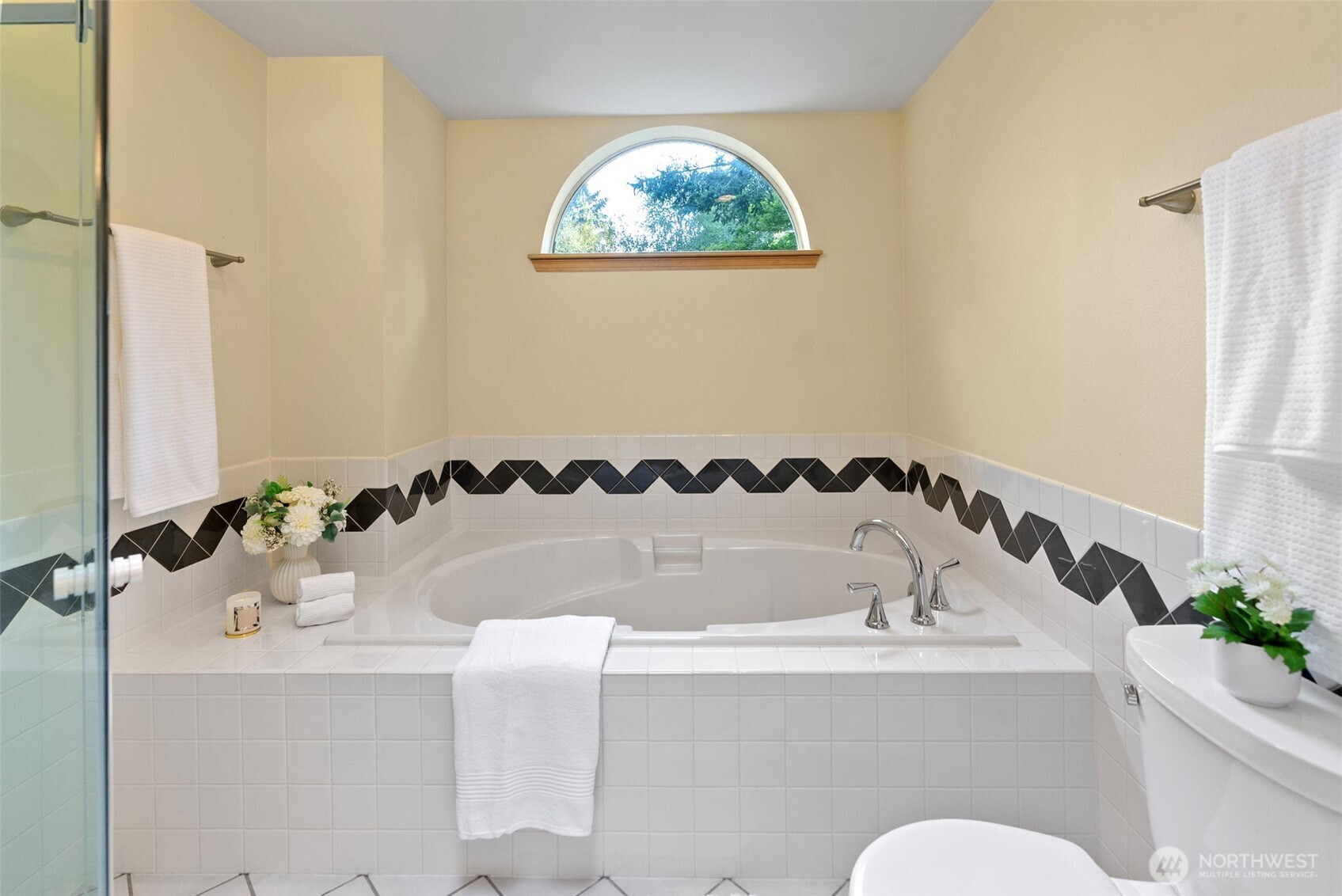 7317 Stanich Avenue Property Photo 12