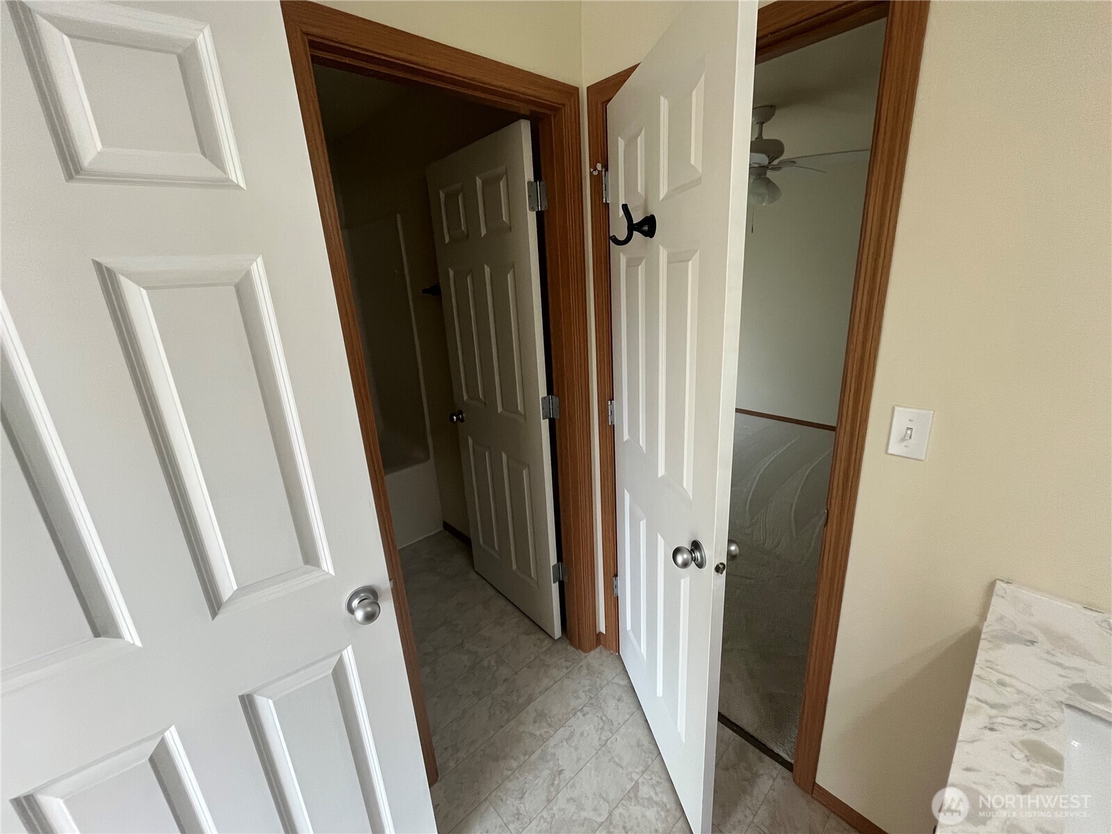 2215 190th Street Property Photo 16