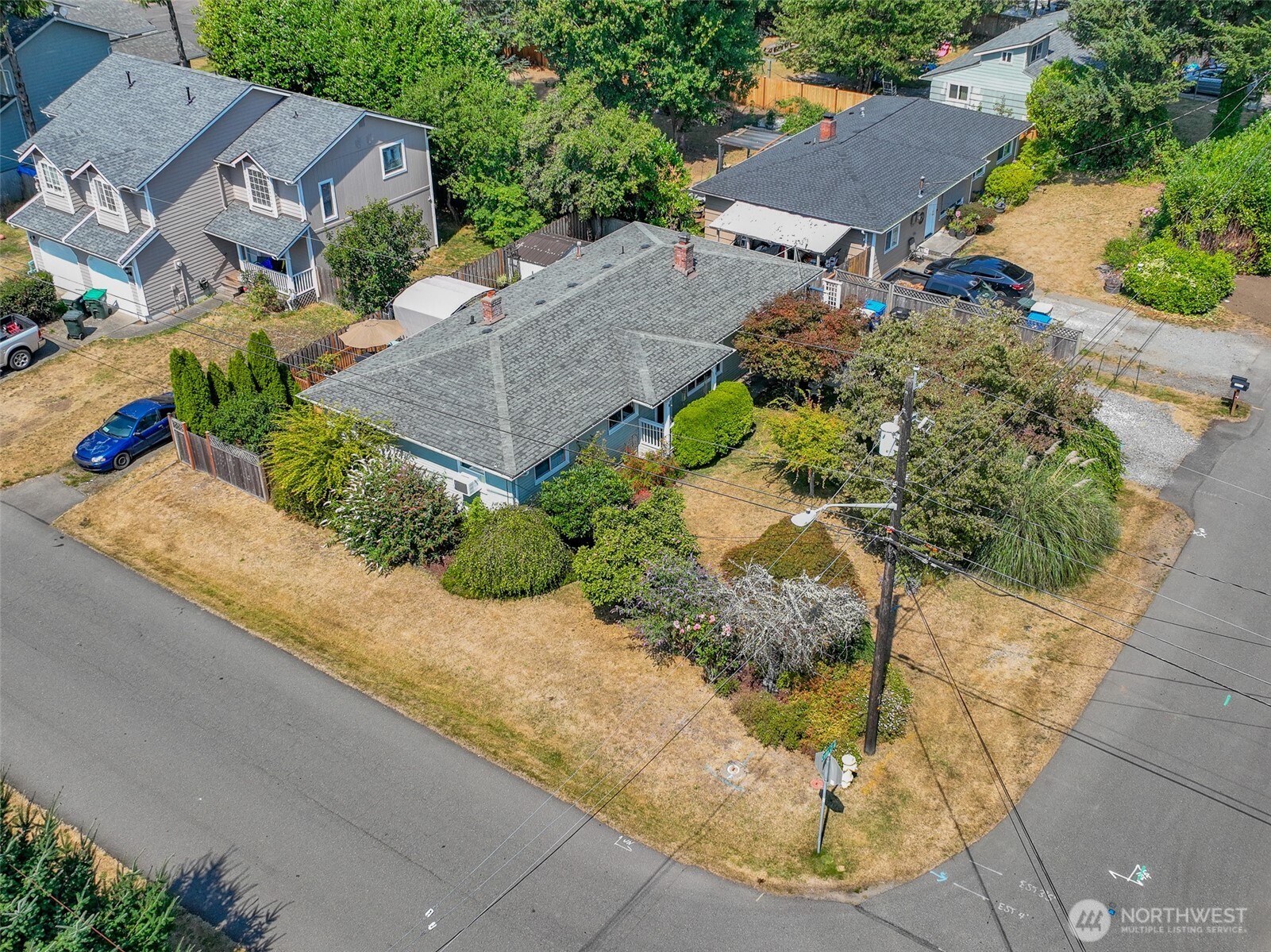 1815 Curtis Court Property Photo 2