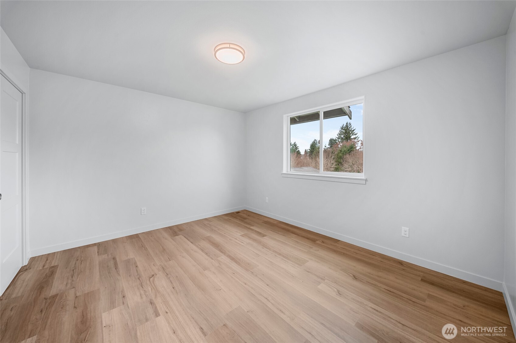 503 Devoe Street Property Photo 15