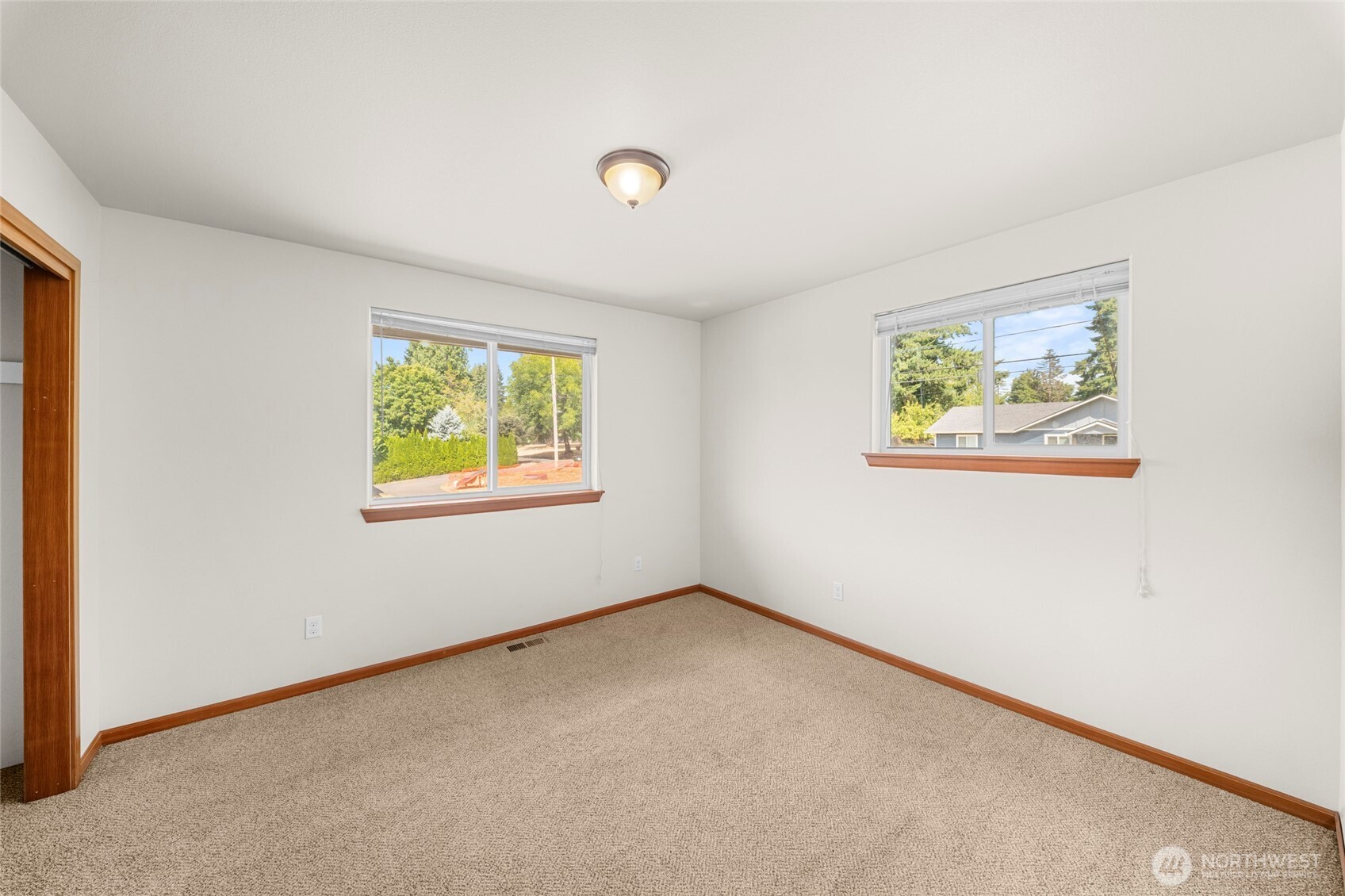 503 Devoe Street Property Photo 29