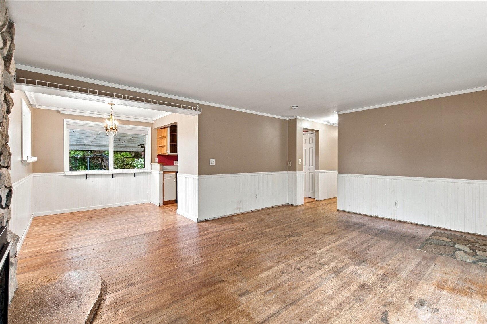 20111 143rd Place Property Photo 7