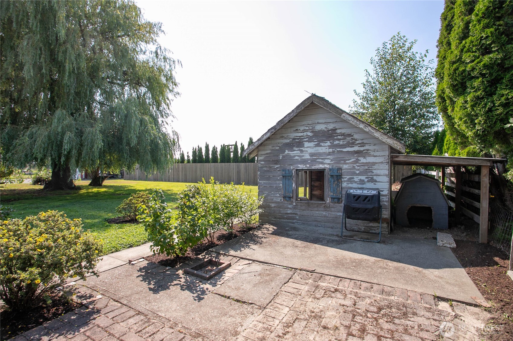 208 Mead Avenue Property Photo 25