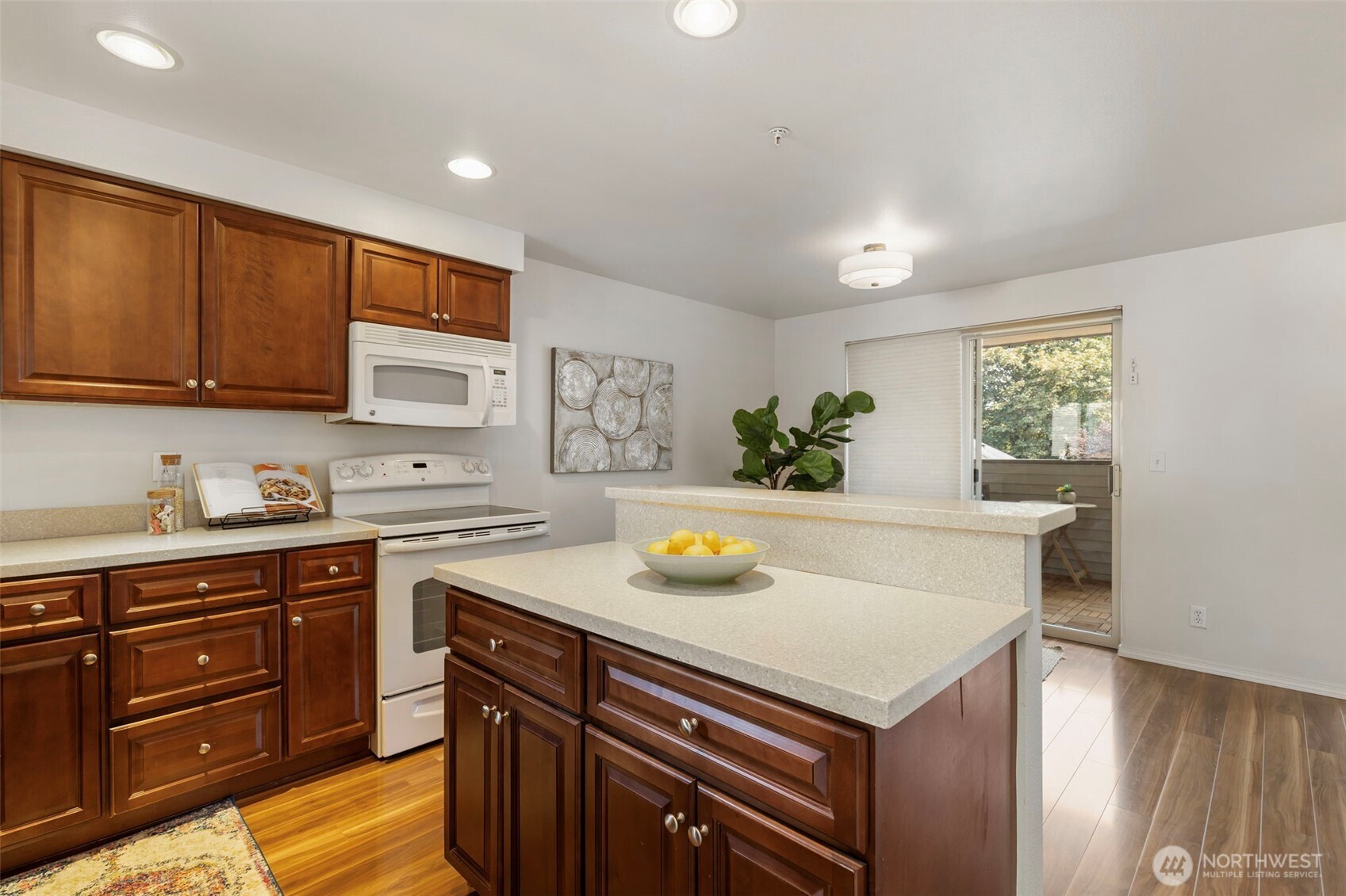4707 Nw Walgren Drive B-203 Property Photo 11