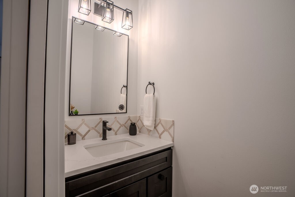 41 Kokanee Lane B Property Photo 11