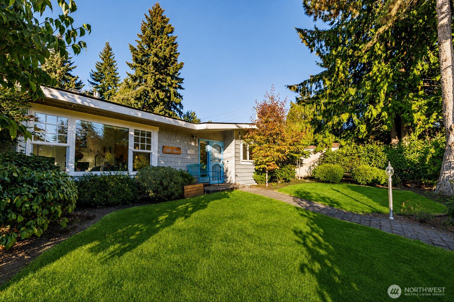 10648 Ne 47th Place Property Photo 1