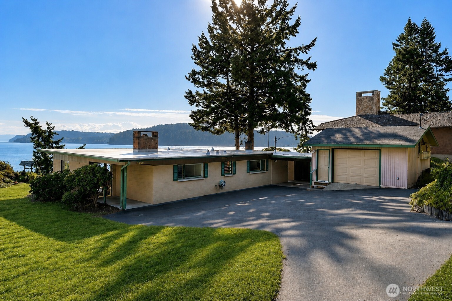 6860 Salmon Beach Road Property Photo 3