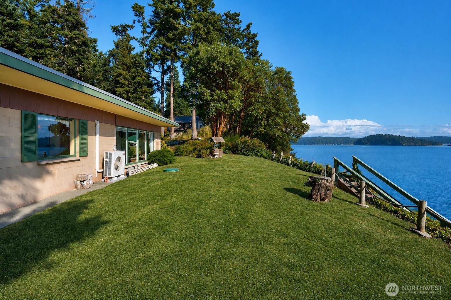 6860 Salmon Beach Road Property Photo 11