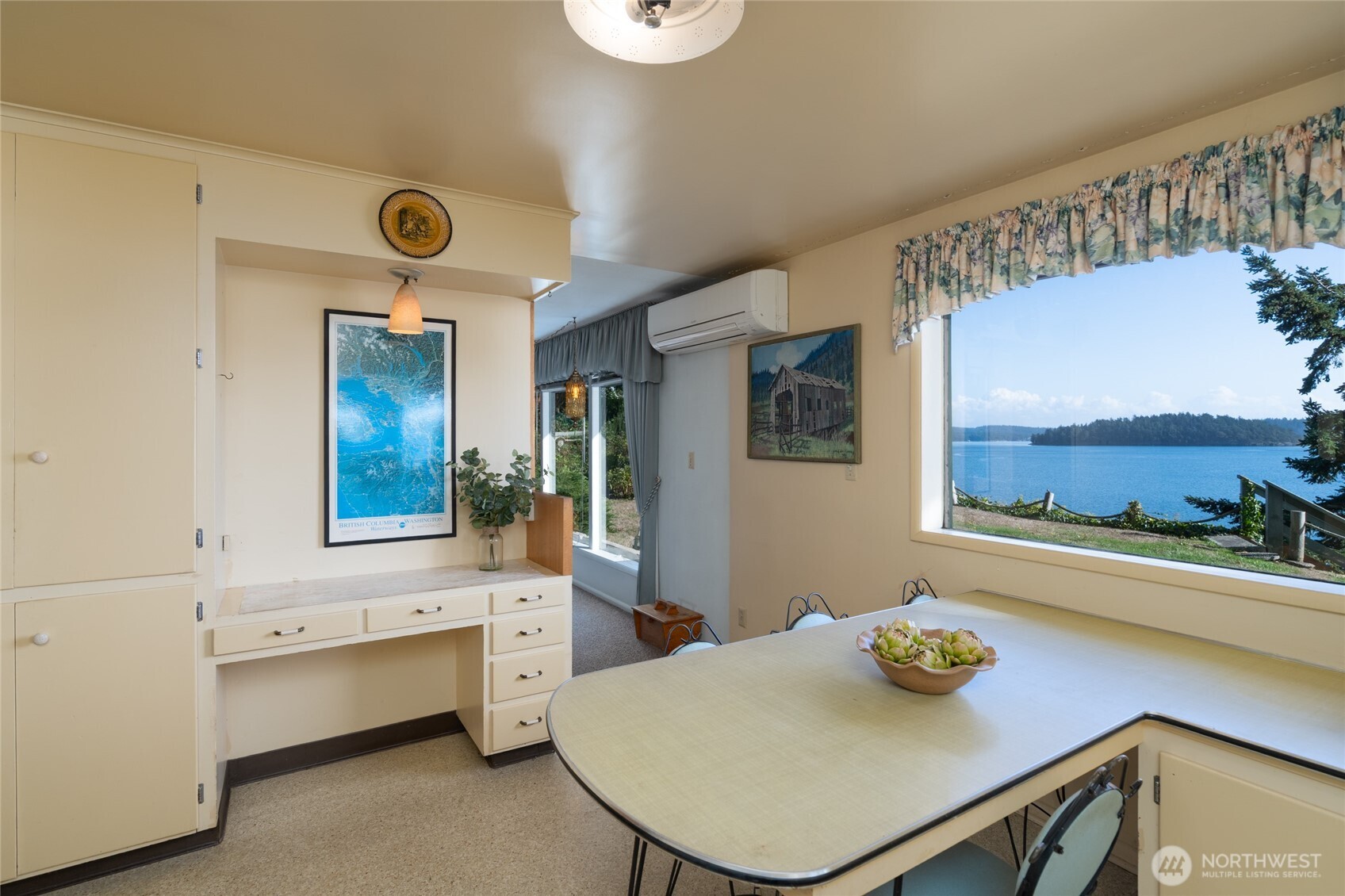 6860 Salmon Beach Road Property Photo 22