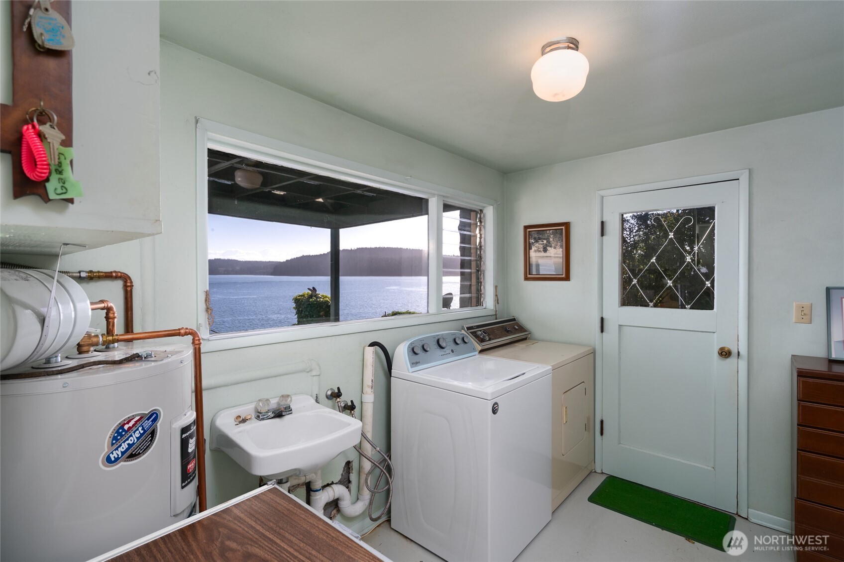 6860 Salmon Beach Road Property Photo 29
