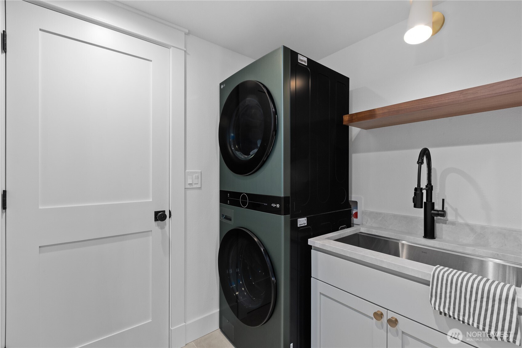 7817 182nd Place Property Photo 19