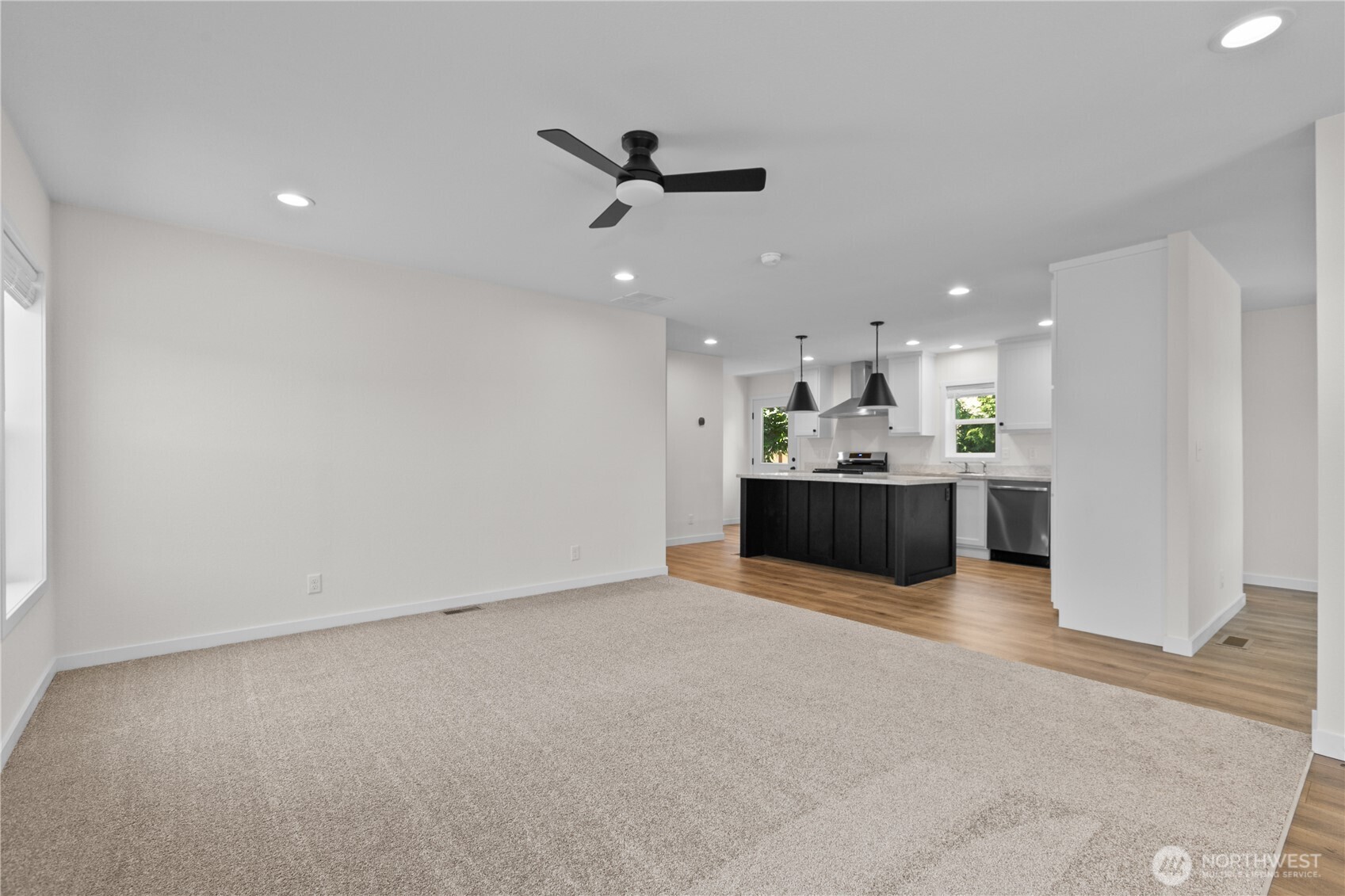 4507 Oaks Avenue Property Photo 4