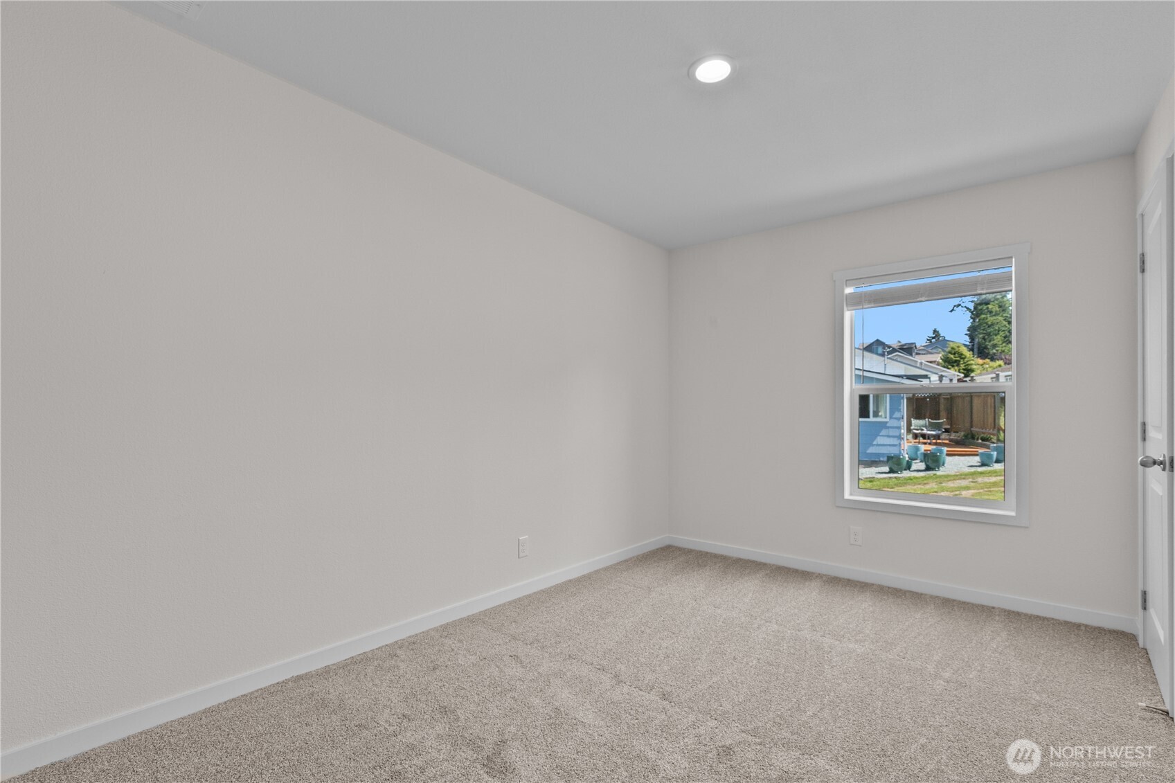 4507 Oaks Avenue Property Photo 19