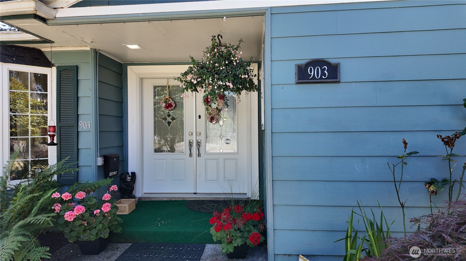 903 Jameson Street Property Photo 6