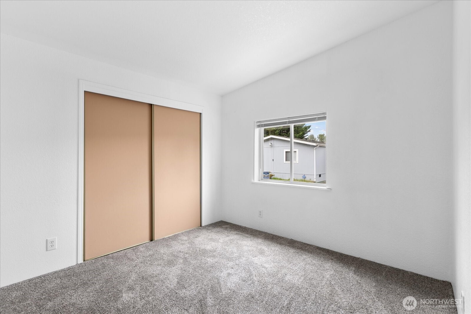 11100 4th Avenue 4 Property Photo 30