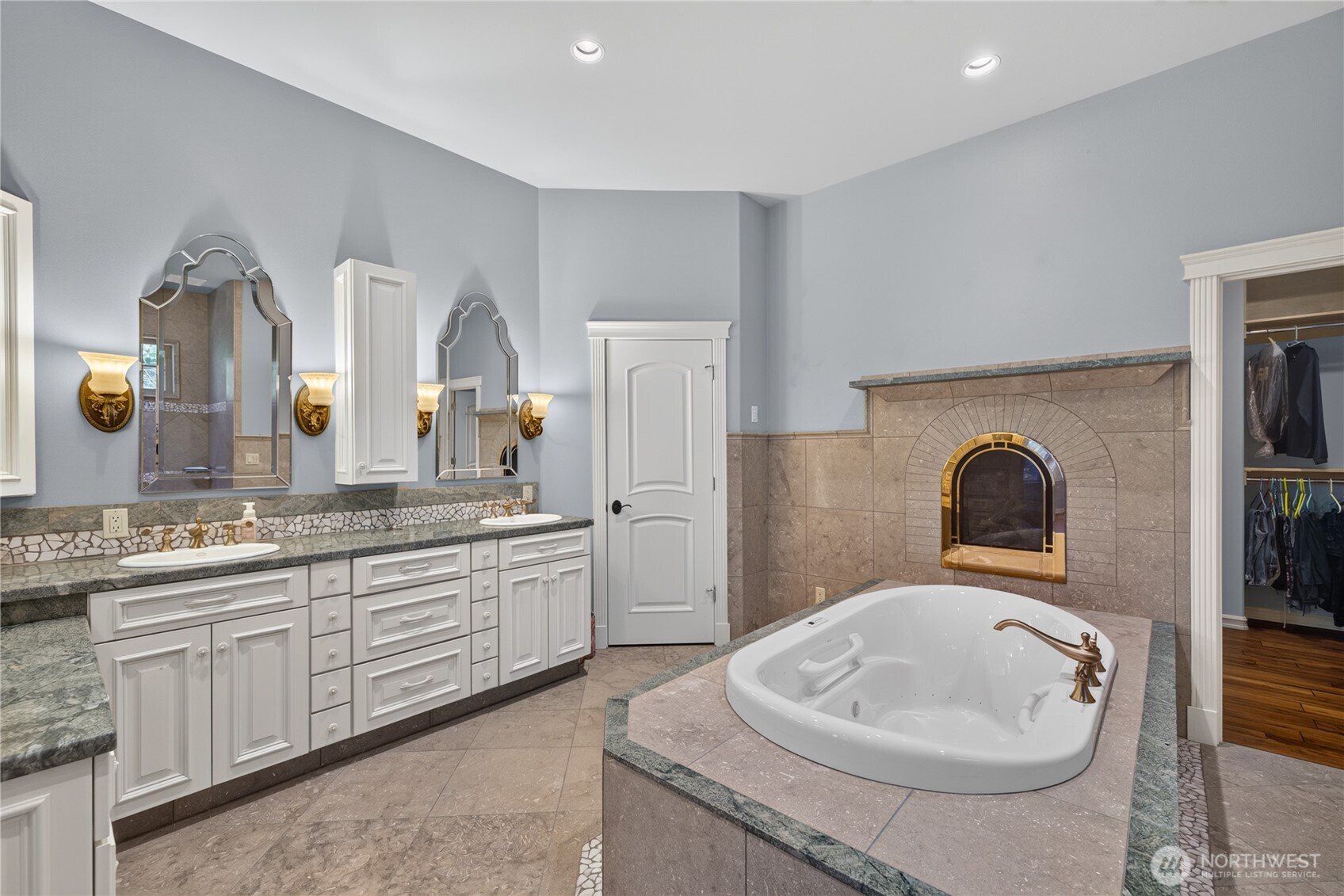 11946 New Morning Drive Property Photo 20