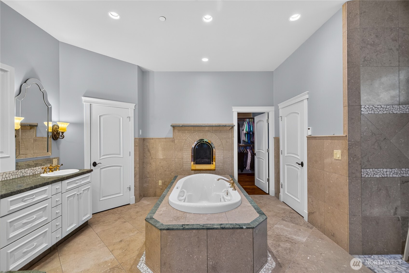11946 New Morning Drive Property Photo 21