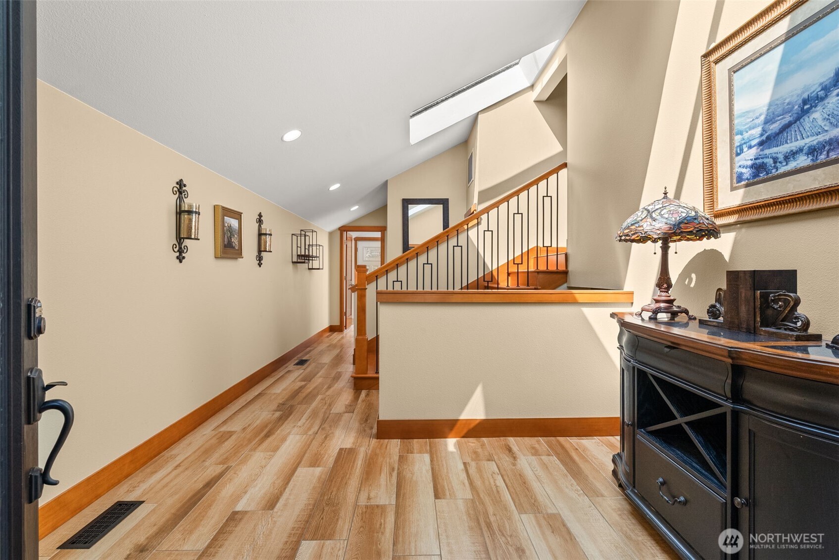 2616 Country Club Court Property Photo 5