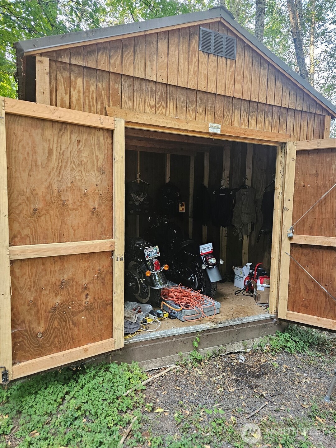1077 Cline Road Property Photo 23
