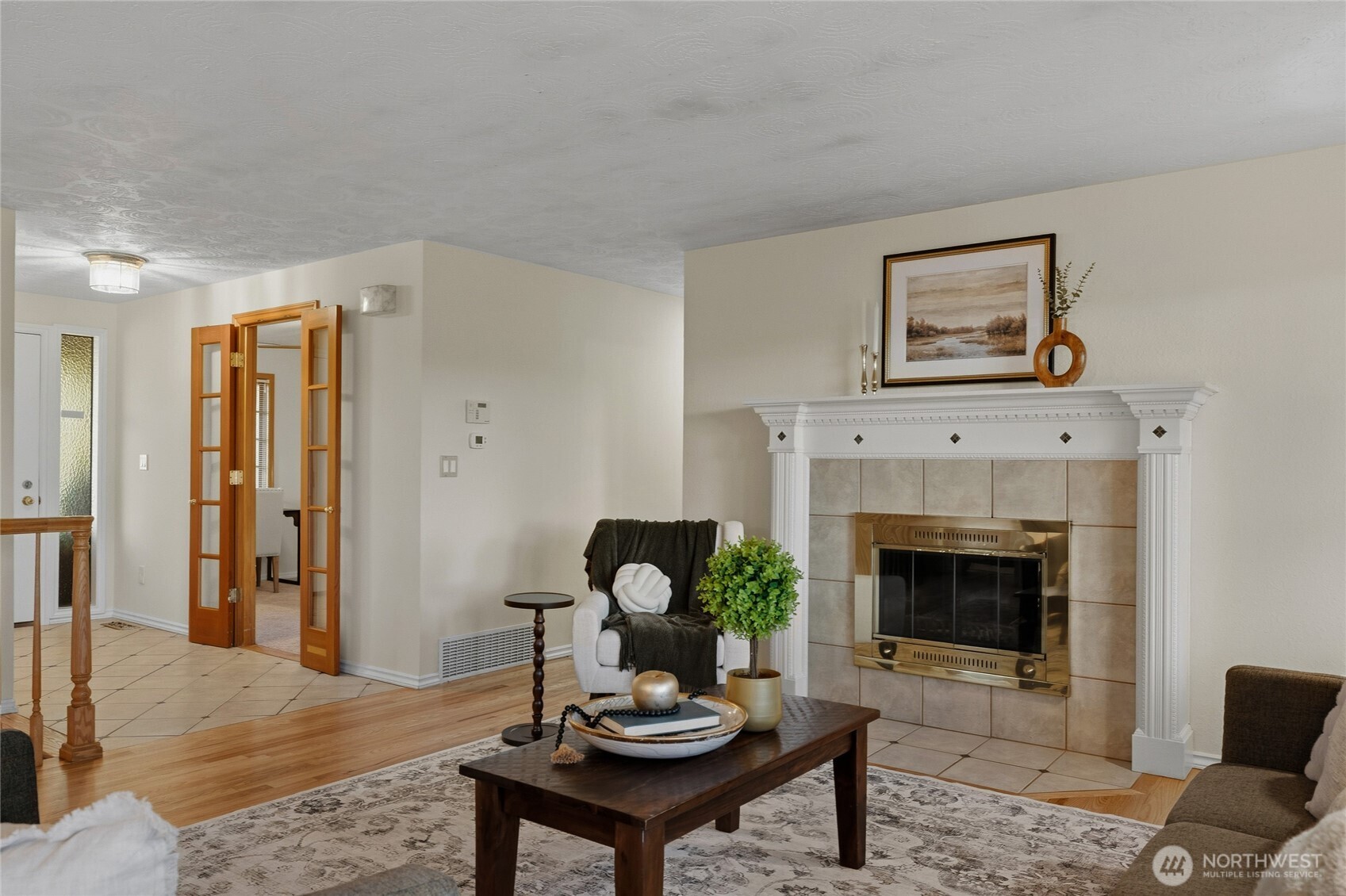 31423 42nd Place Property Photo 3