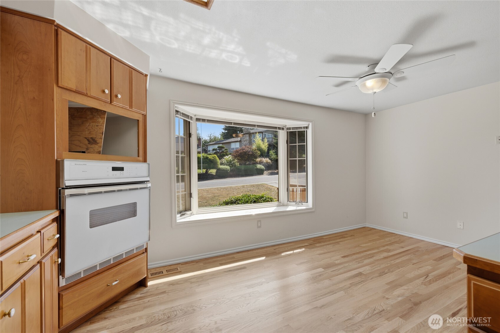 31423 42nd Place Property Photo 14