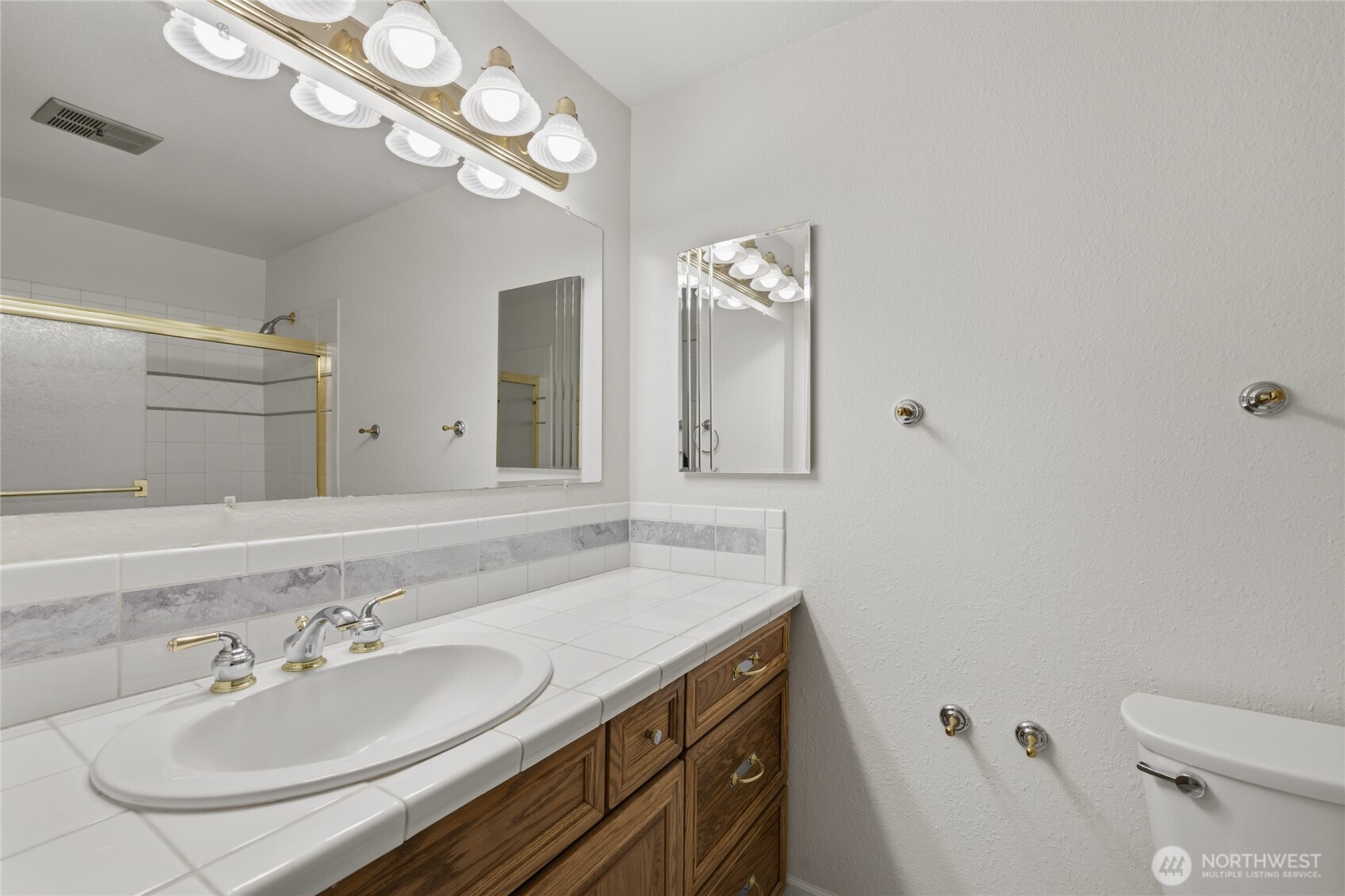31423 42nd Place Property Photo 20