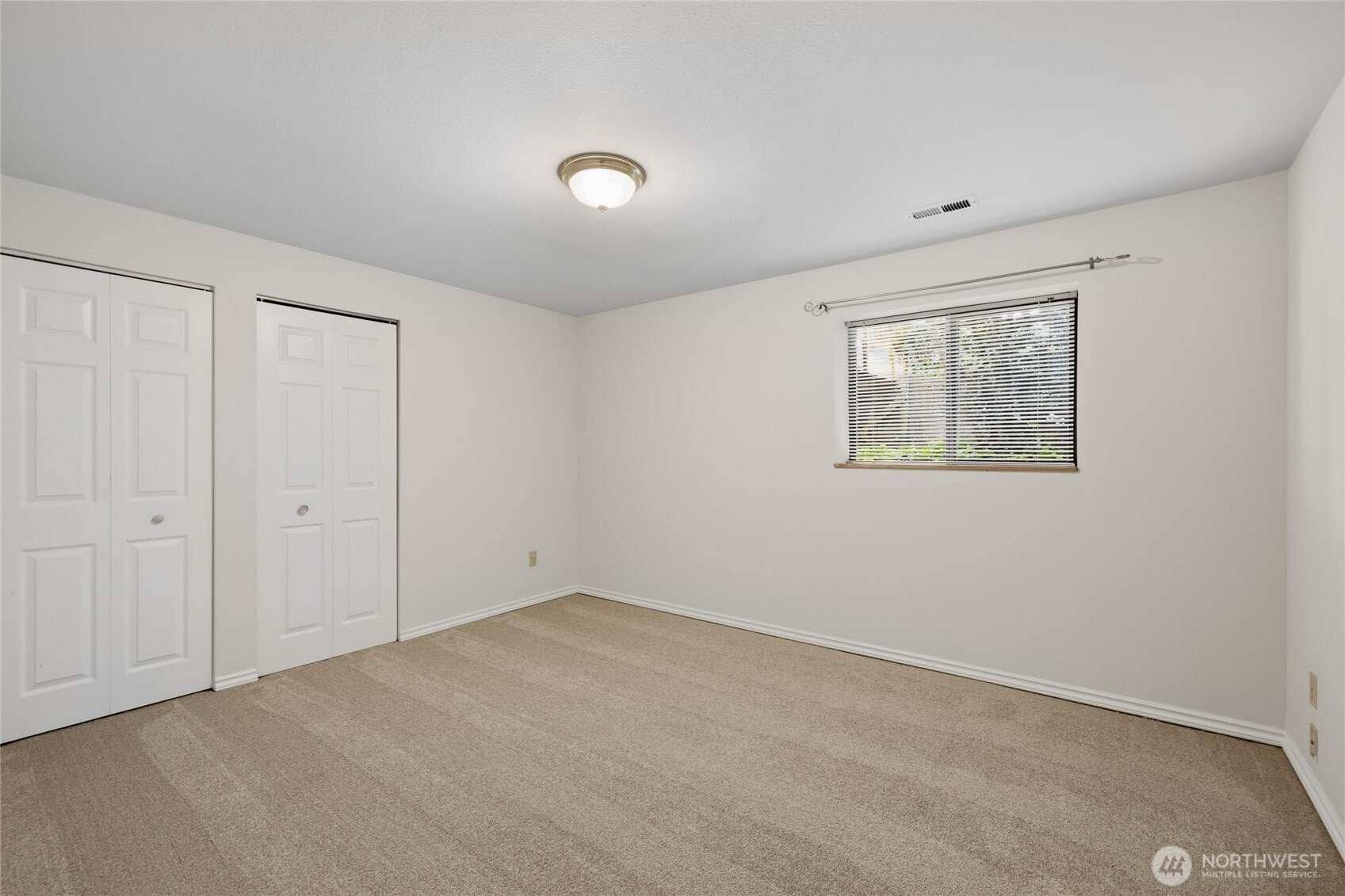 31423 42nd Place Property Photo 29