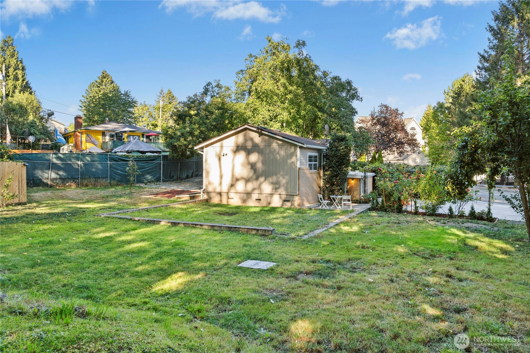 469 Maple Avenue Property Photo 25