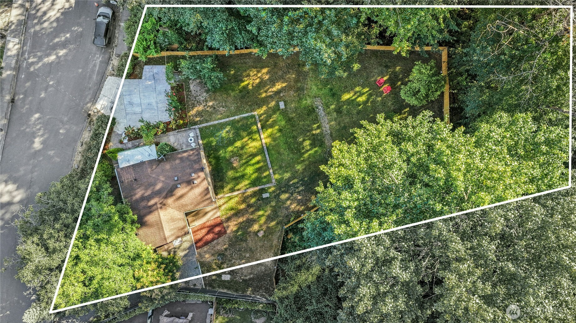 469 Maple Avenue Property Photo 38