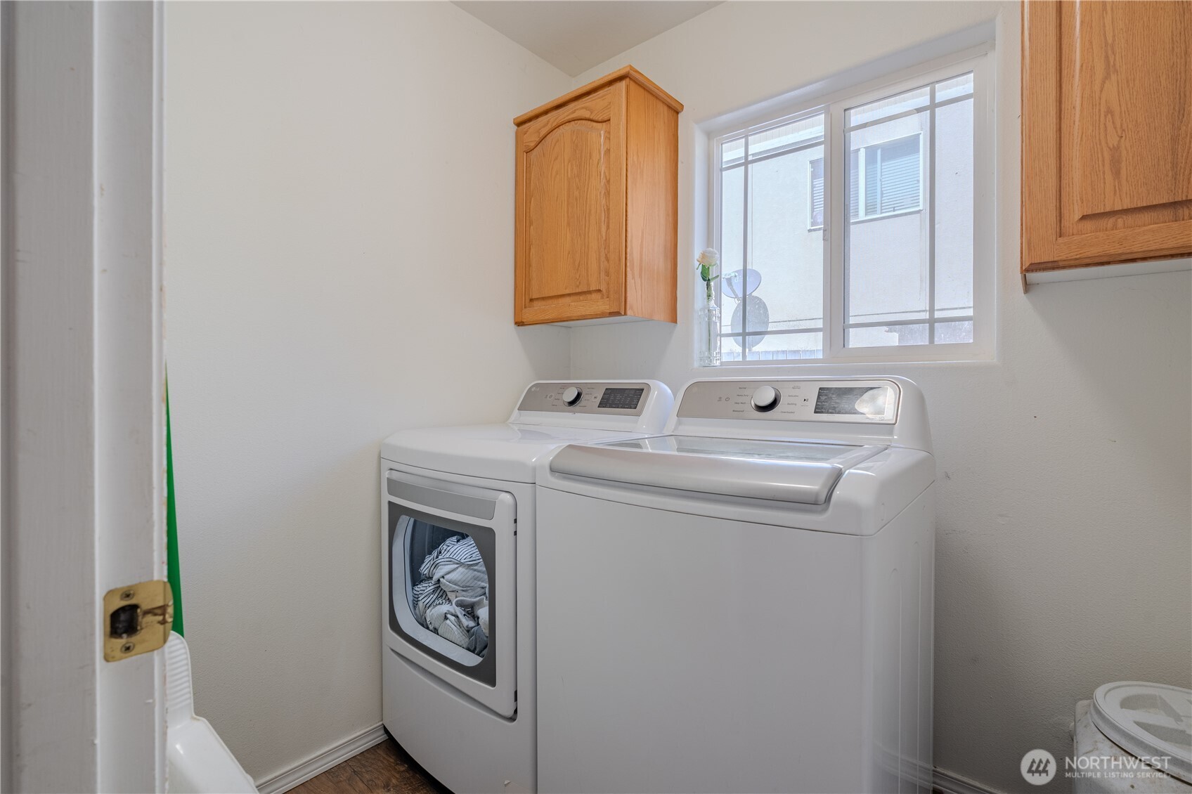 414 N 3rd Place Property Photo 14