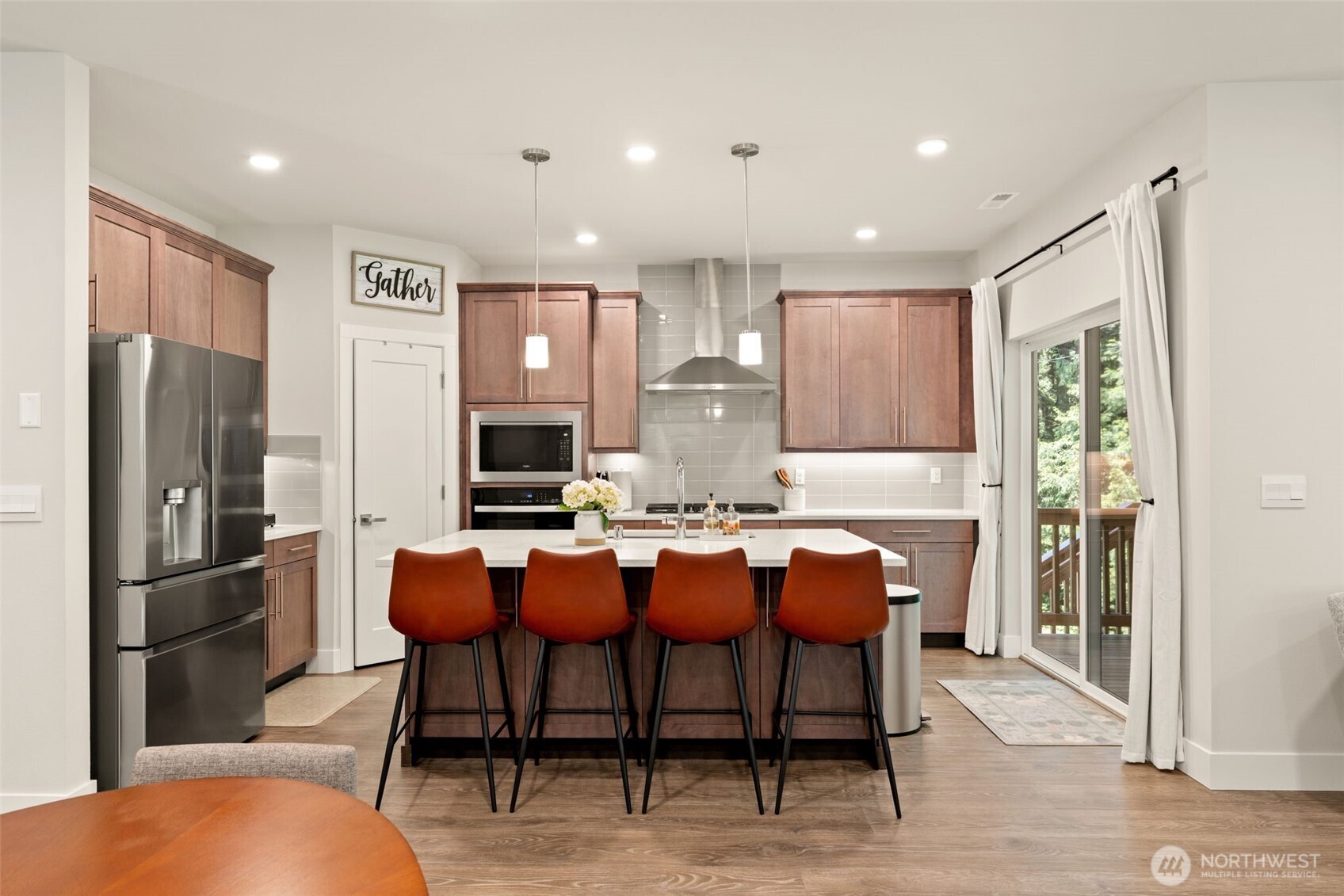 18804 14th Place Property Photo 9