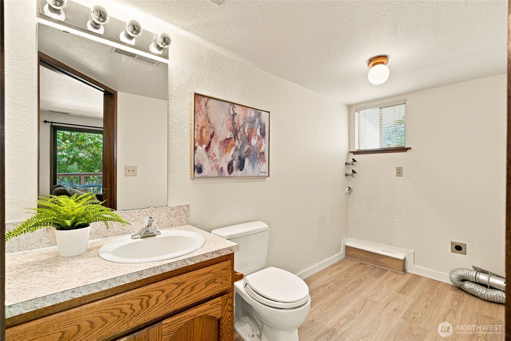 10704 44th Avenue Property Photo 21
