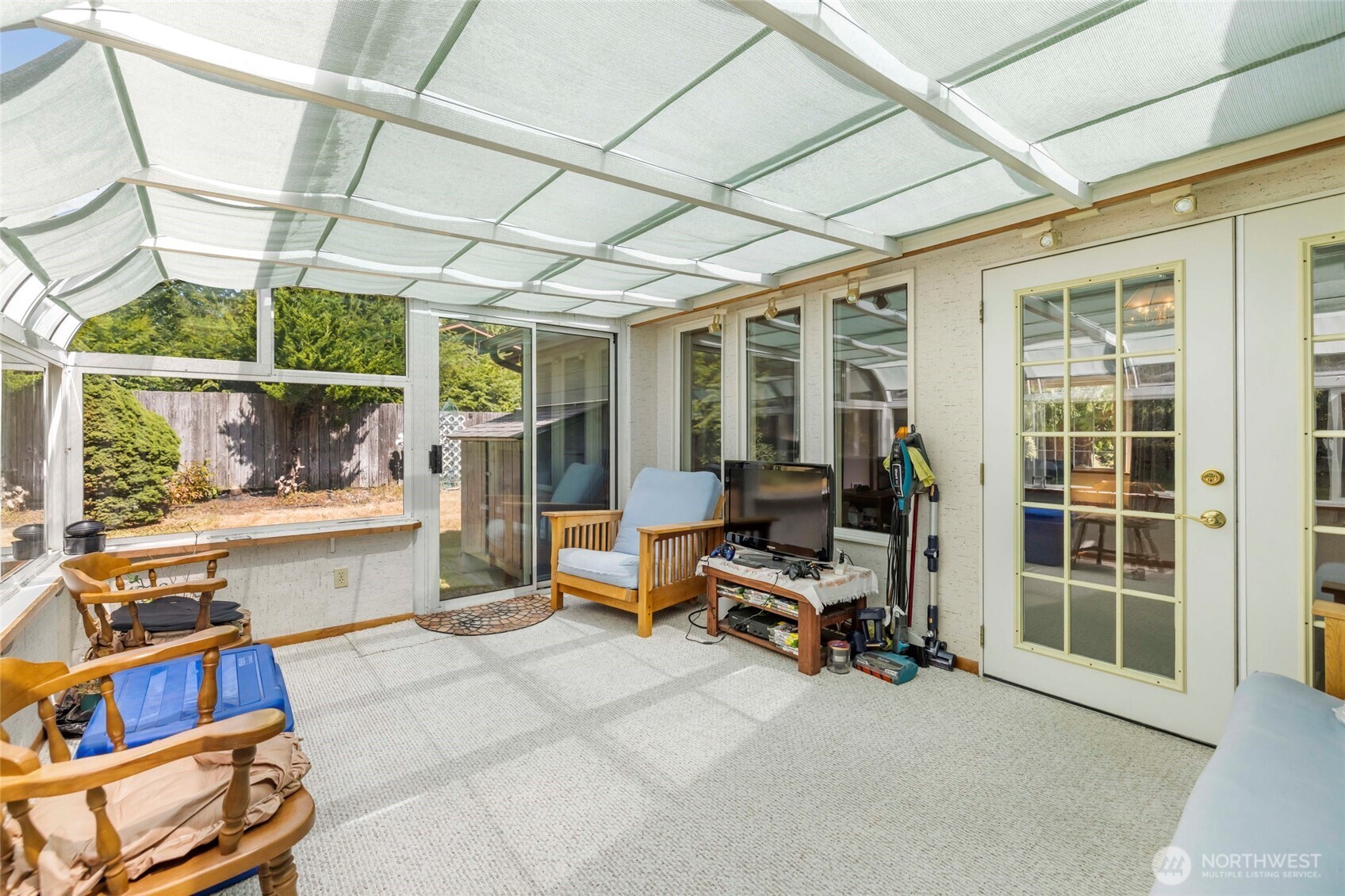 319 Shelter Bay Drive Property Photo 17