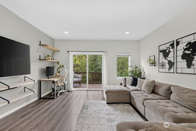 1906 130th Lane B Property Photo 7
