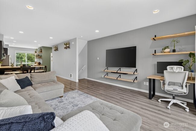 1906 130th Lane B Property Photo 9