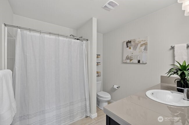 1906 130th Lane B Property Photo 25