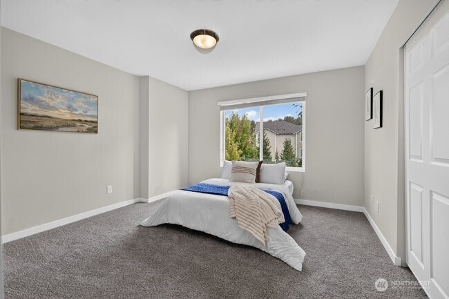 1906 130th Lane B Property Photo 31