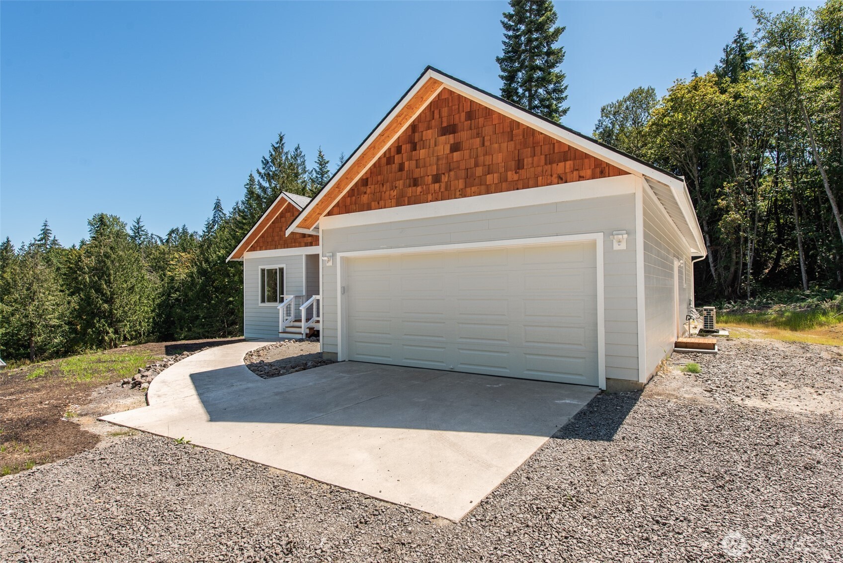 702 Chelsamish Drive Property Photo 4