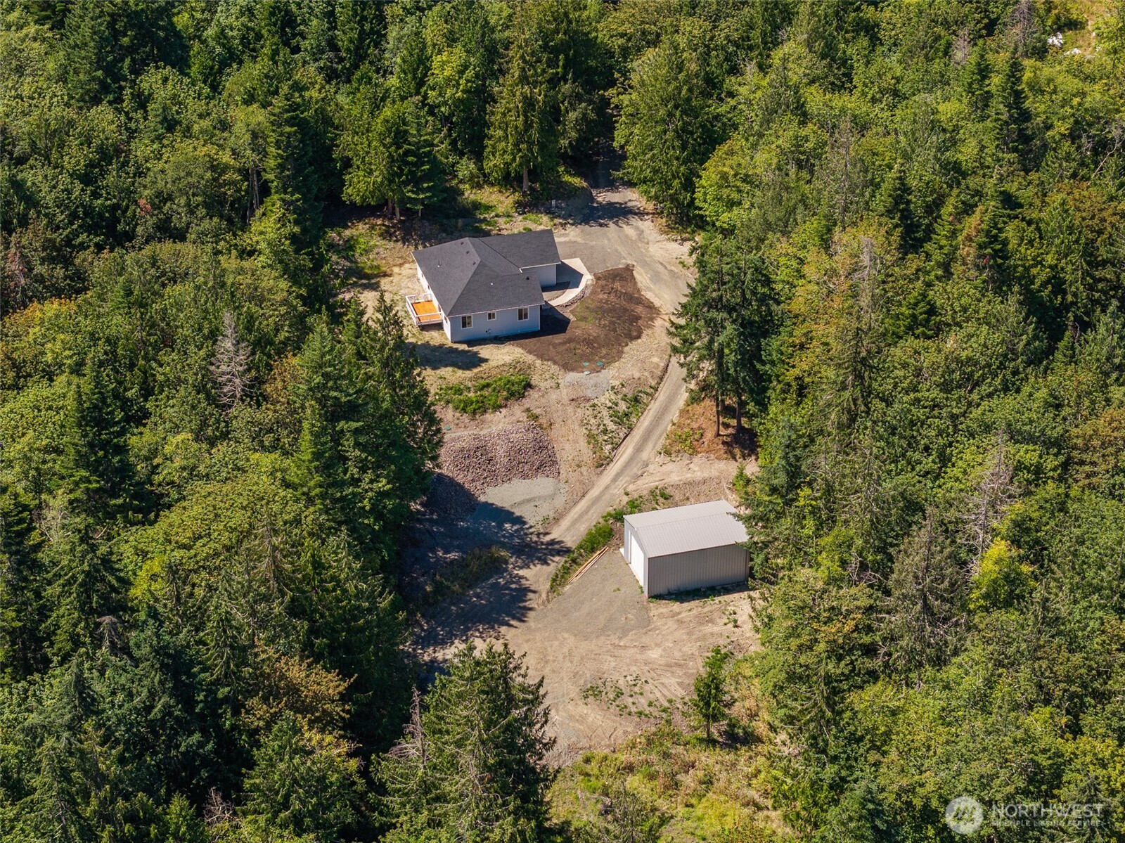 702 Chelsamish Drive Property Photo 7