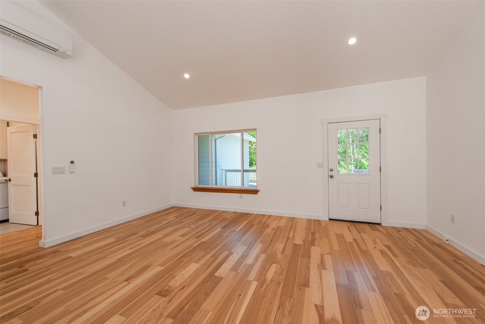 702 Chelsamish Drive Property Photo 19
