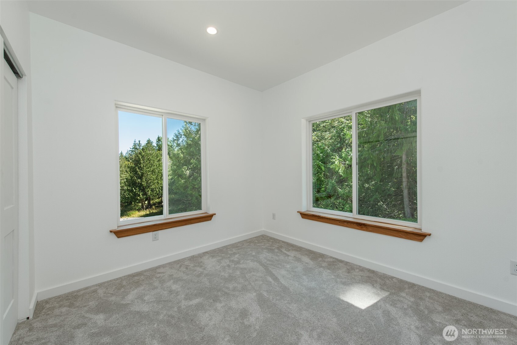 702 Chelsamish Drive Property Photo 29