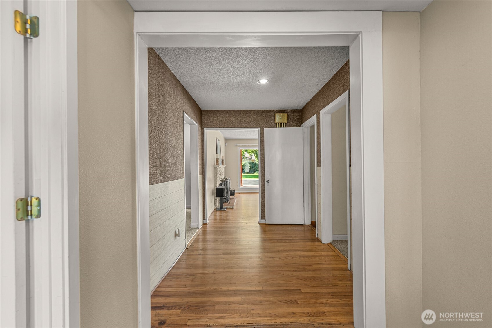 1225 Castlerock Avenue Property Photo 5
