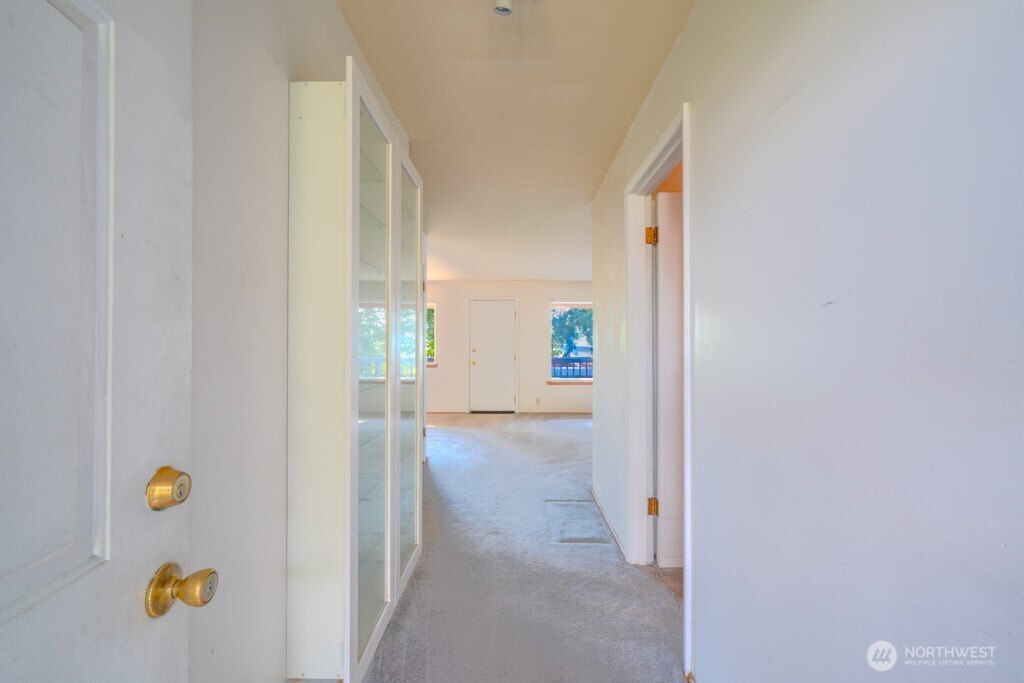 23427 28th Avenue Property Photo 4