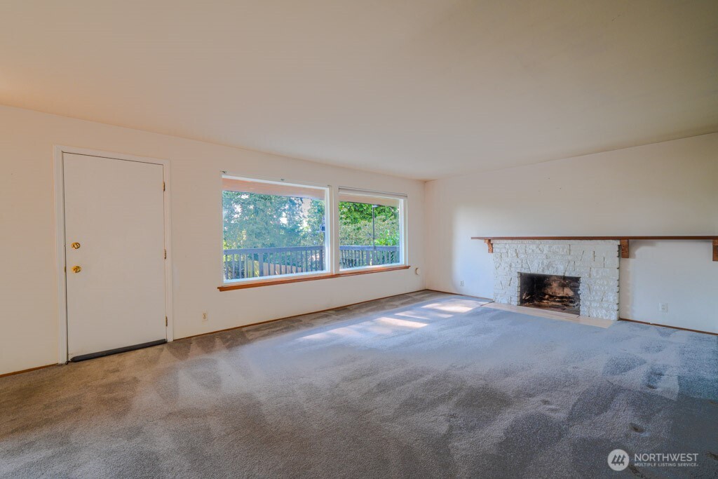 23427 28th Avenue Property Photo 6