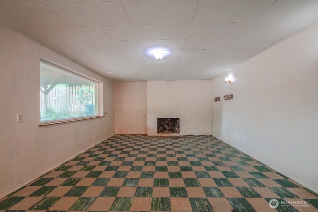 23427 28th Avenue Property Photo 23